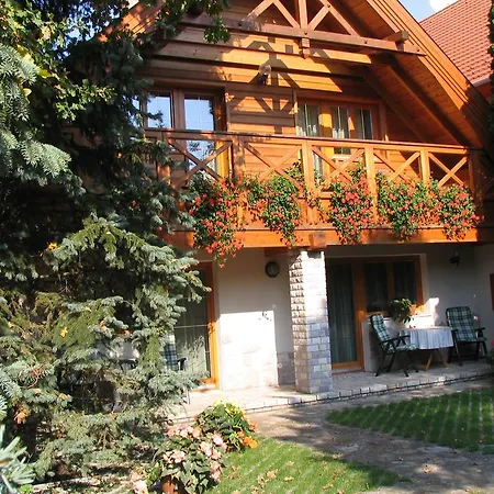 Toelgyes Apartment Hajdúszoboszló Exterior foto